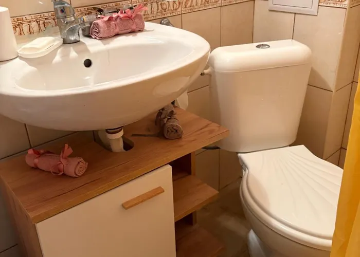 Cozy In Sunny Апартамент