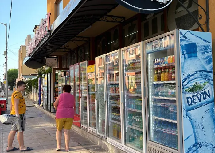Cozy In Sunny Apartament